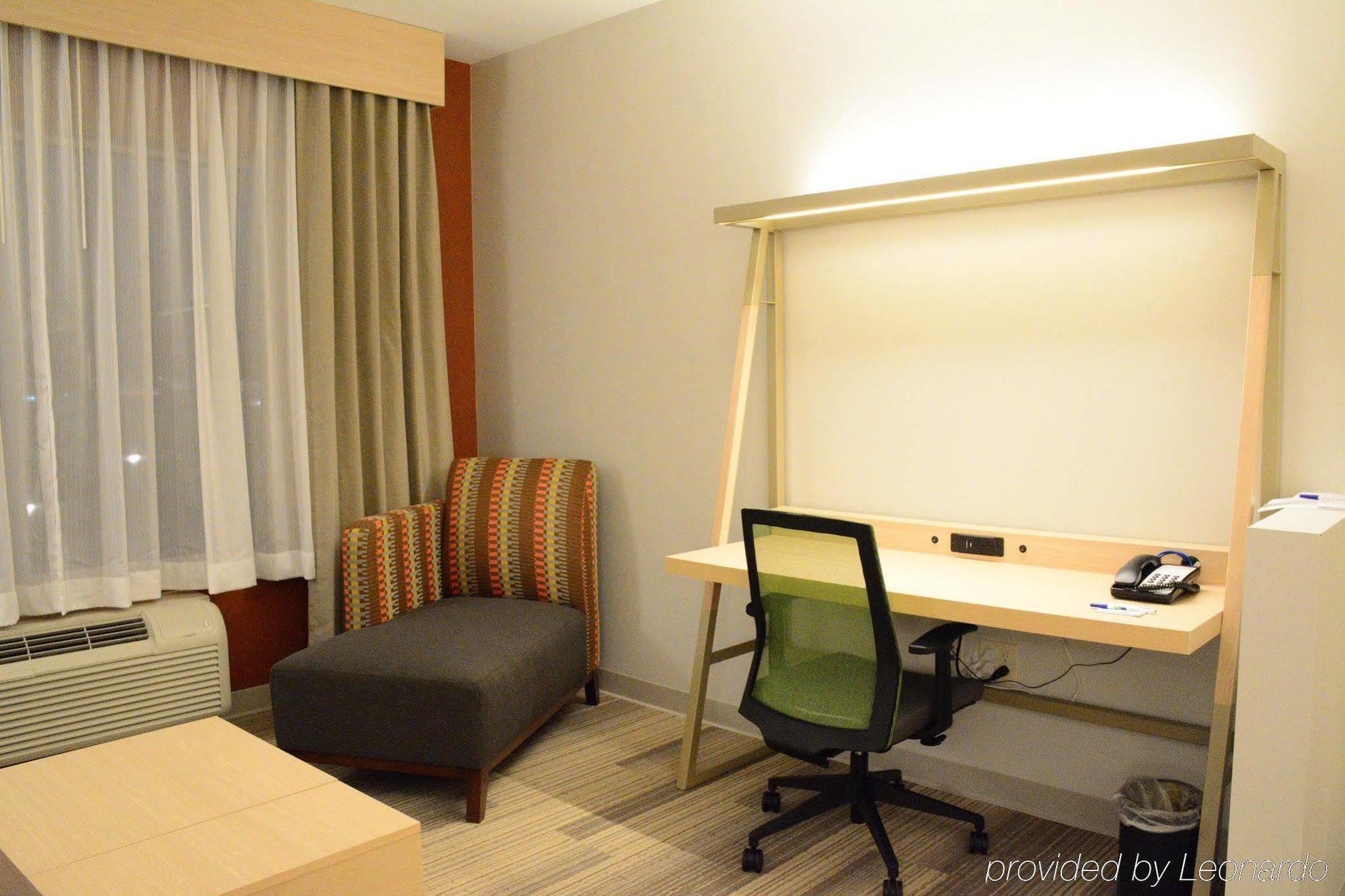 Holiday Inn Express & Suites Lexington Park California By Ihg Zewnętrze zdjęcie